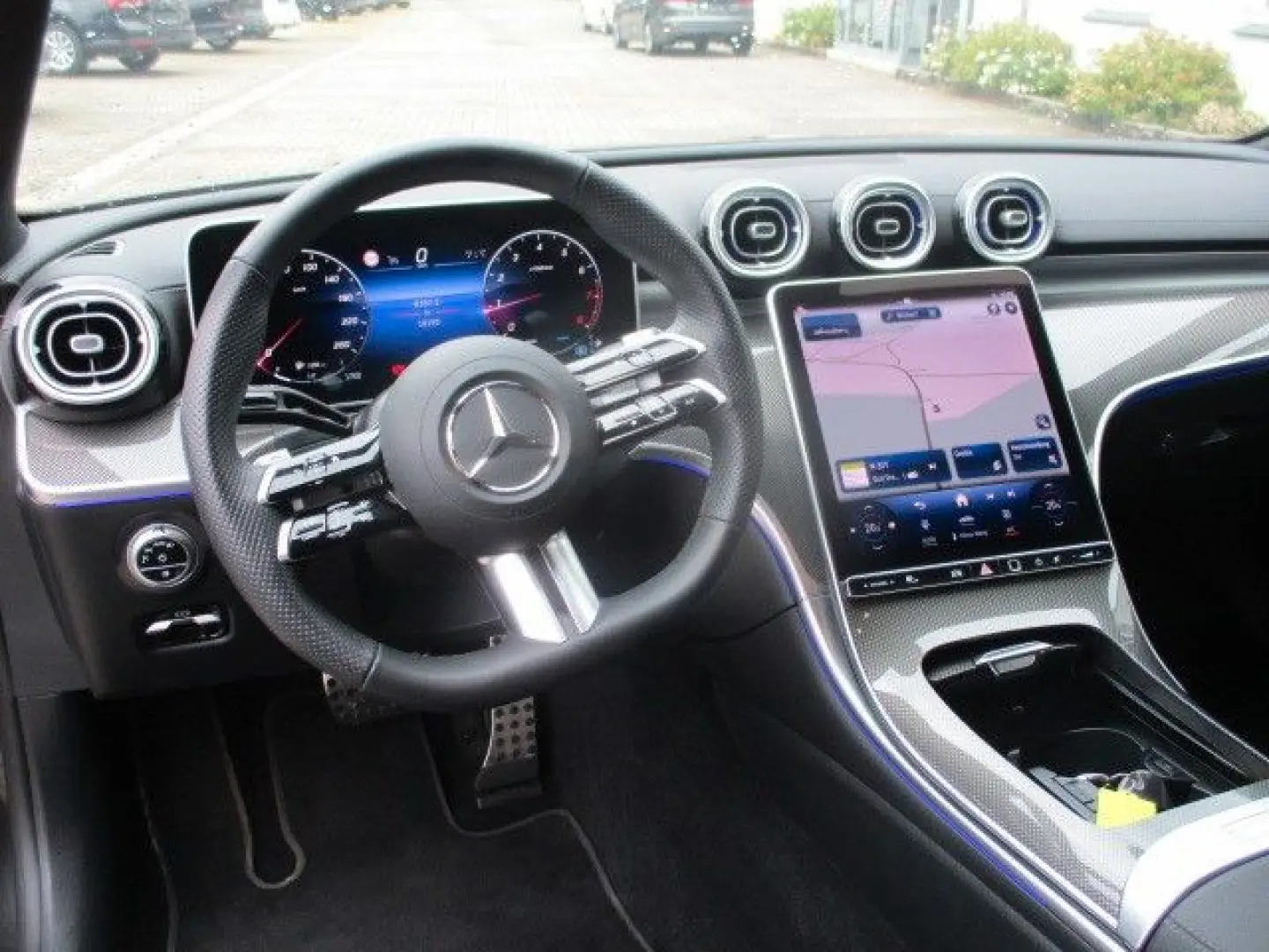 C 180AMG-line Advanced-Plus MBUX -Premium Memory