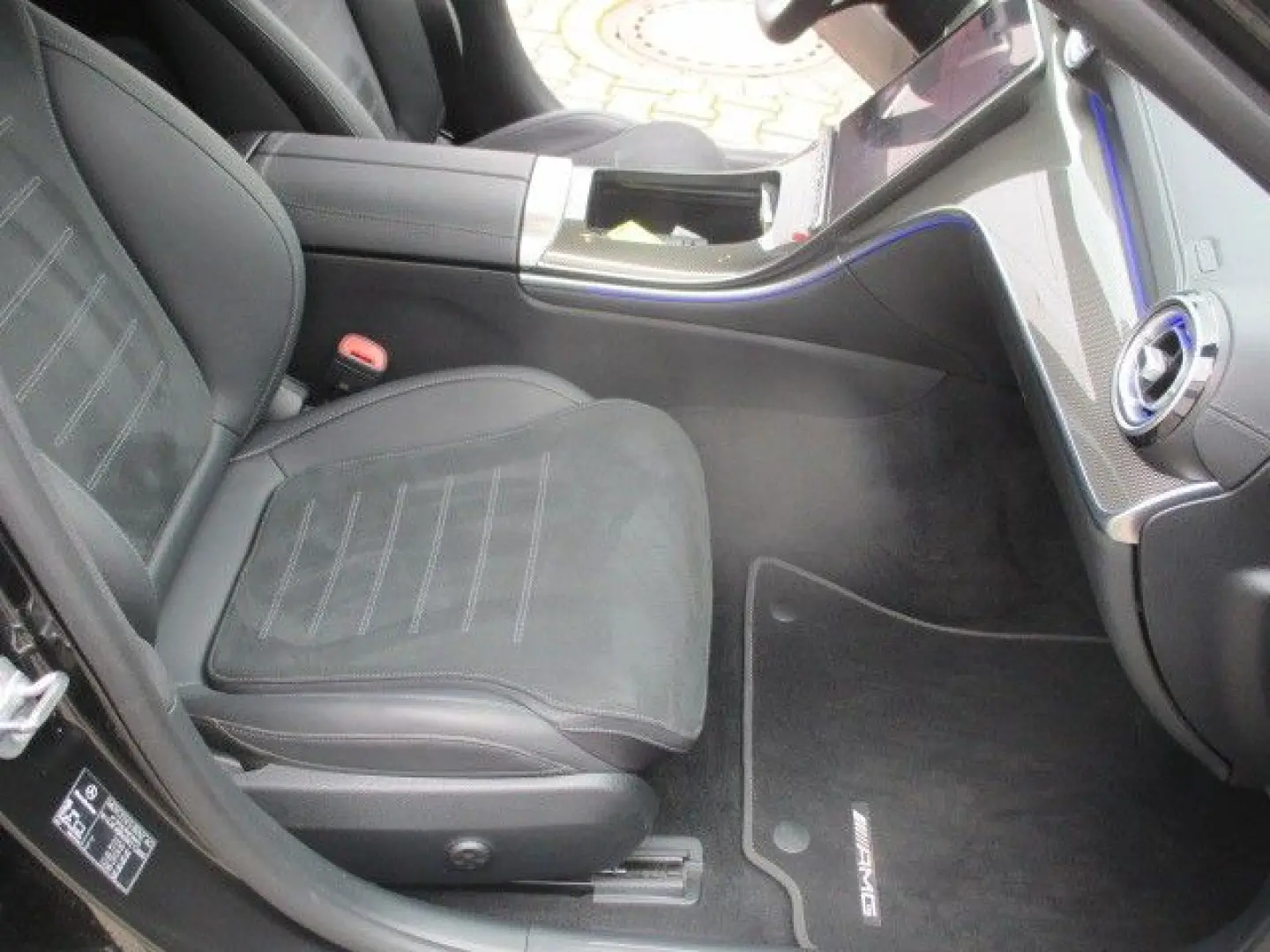 C 180AMG-line Advanced-Plus MBUX -Premium Memory