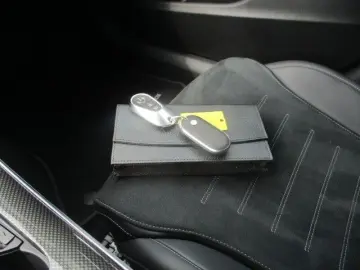 C 180AMG-line Advanced-Plus MBUX -Premium Memory