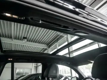 X3 xDrive 30e Aut.Panorma-GSD Driving Assistent