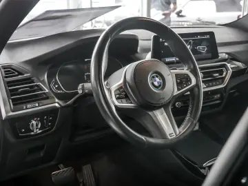 X3 xDrive 30e Aut.Panorma-GSD Driving Assistent