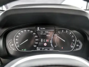 X3 xDrive 30e Aut.Panorma-GSD Driving Assistent