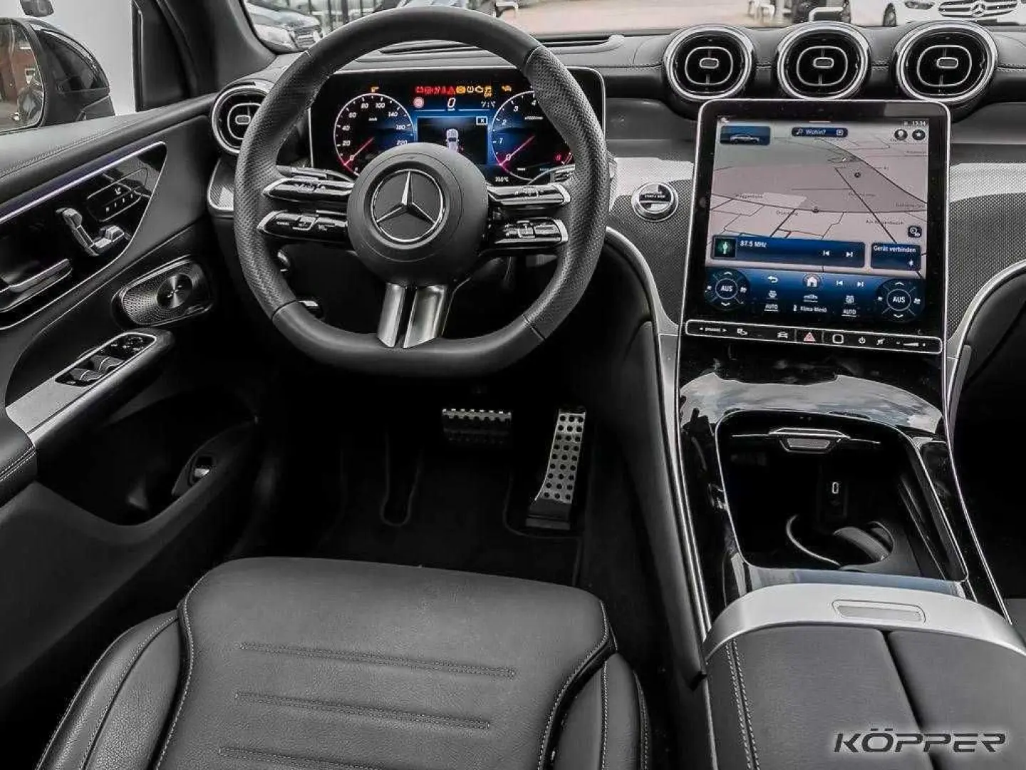 GLC 300 4M AMG Premium PLUS Night Leder Pano