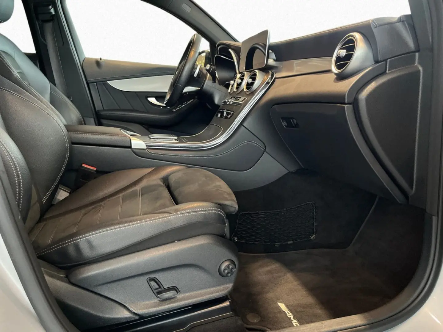 GLC Coupe 300d 4Matic  AMG Advanced RFK MBUX 19