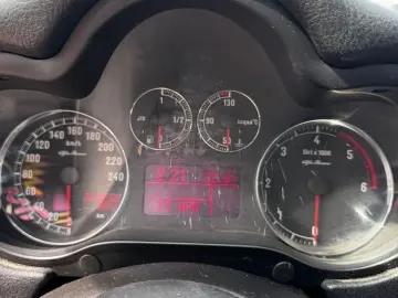 Alfa Romeo 147 1900 1.9L Diesel