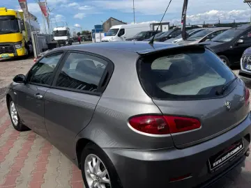 Alfa Romeo 147 1900 1.9L Diesel