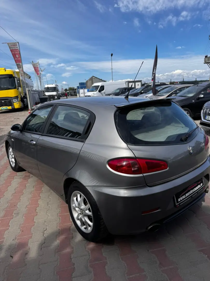 Alfa Romeo 147 1900 1.9L Diesel