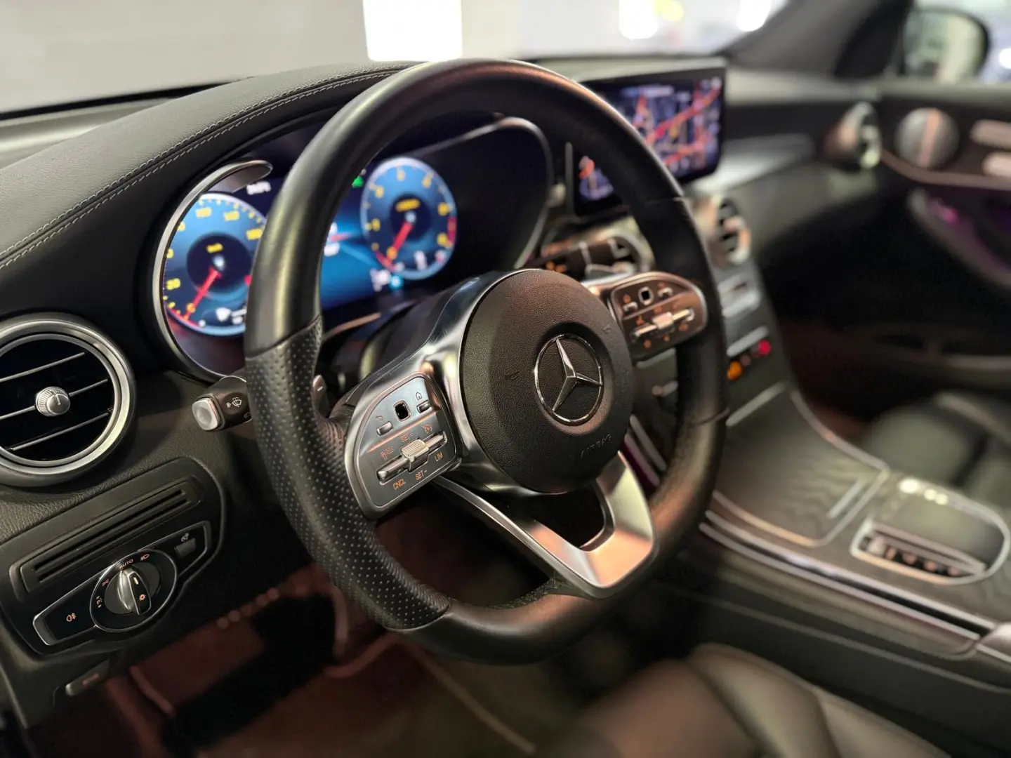 GLC 300 d 4M Coupe AMG-Line  BURM MEMO DIGITAL-T