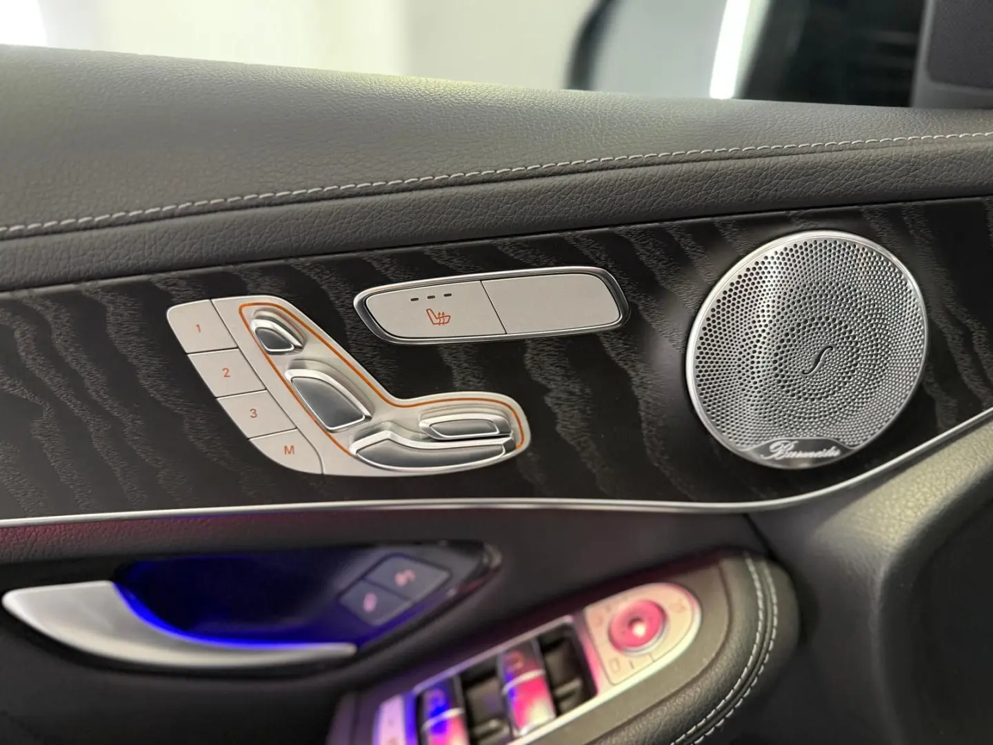 GLC 300 d 4M Coupe AMG-Line  BURM MEMO DIGITAL-T