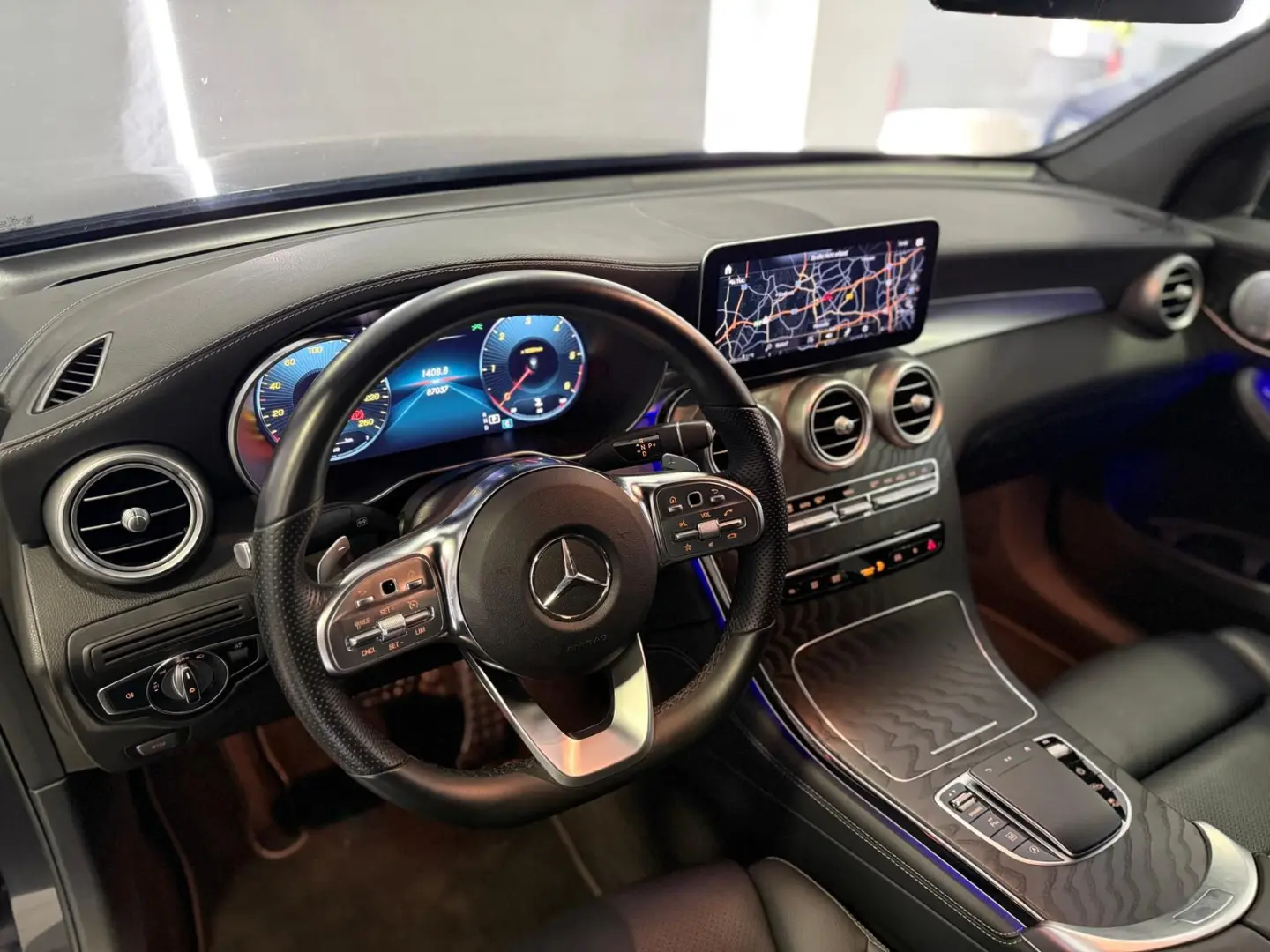 GLC 300 d 4M Coupe AMG-Line  BURM MEMO DIGITAL-T