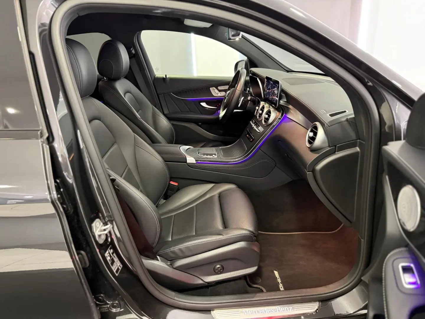 GLC 300 d 4M Coupe AMG-Line  BURM MEMO DIGITAL-T