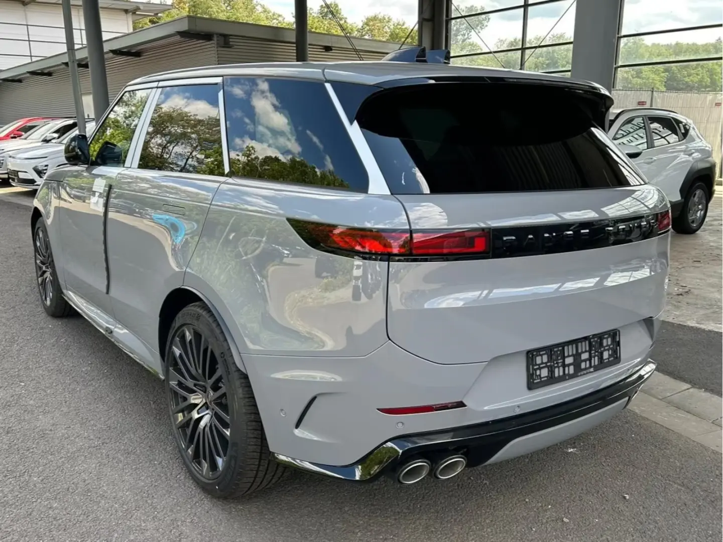 Land Rover Range Rover Sport SV P635 Ediția a doua
