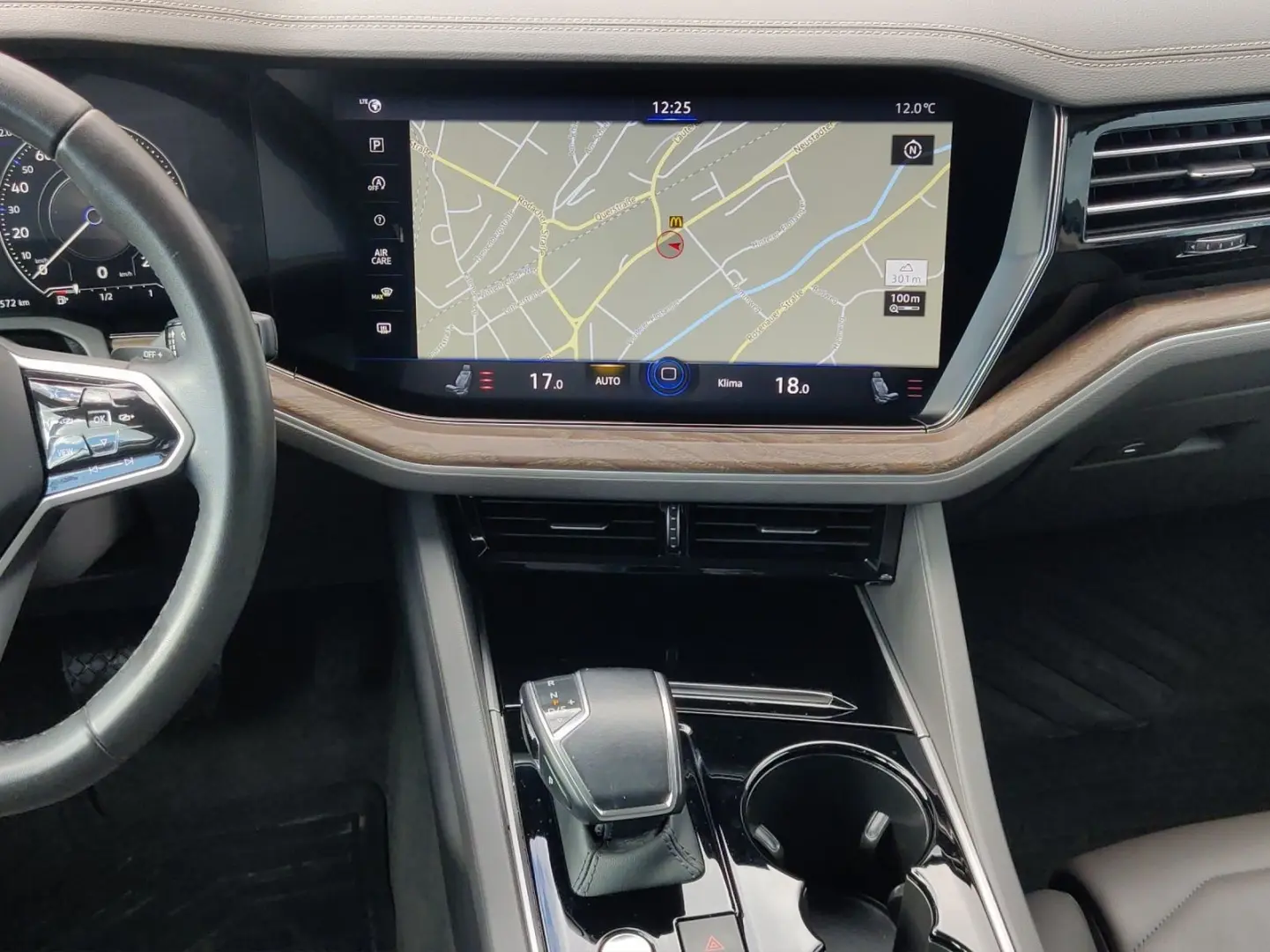 Touareg 3.0 TDI Atmosphere AHK Memory Vienna Luf