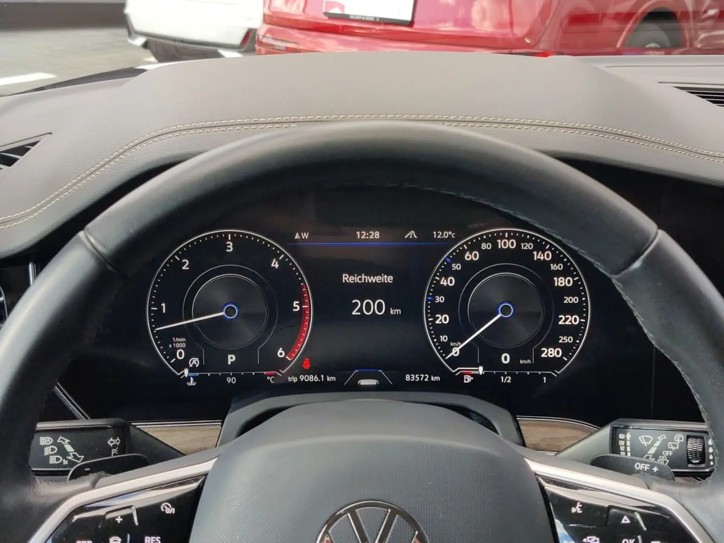 Touareg 3.0 TDI Atmosphere AHK Memory Vienna Luf