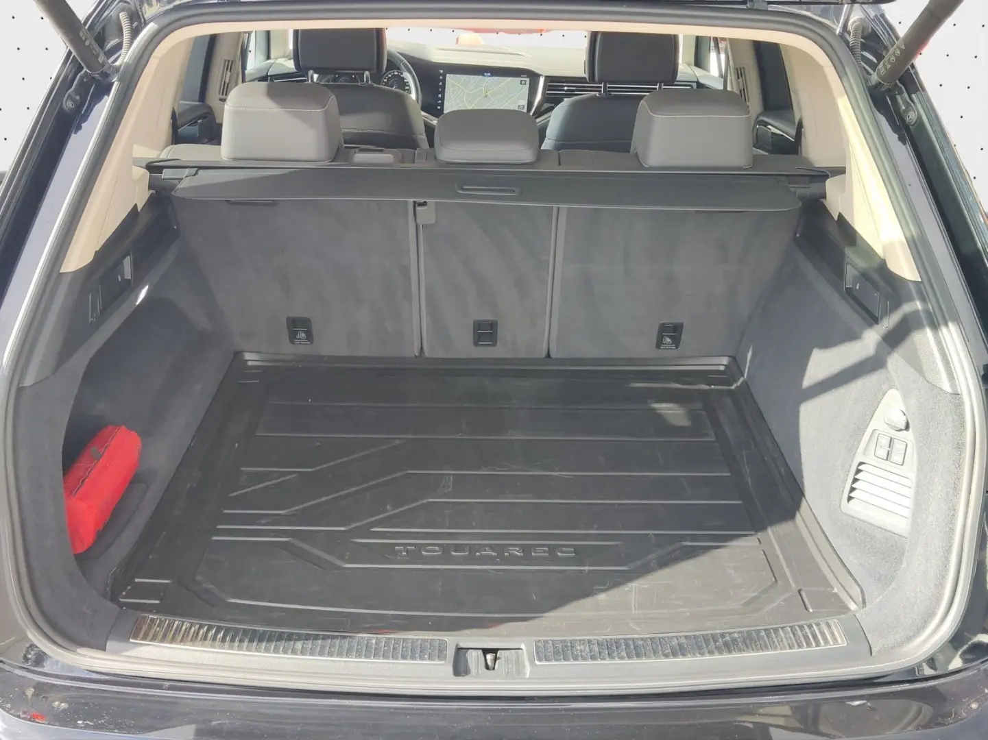 Touareg 3.0 TDI Atmosphere AHK Memory Vienna Luf