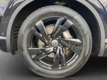 Touareg 3.0 TDI Atmosphere AHK Memory Vienna Luf