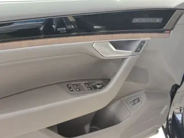 Touareg 3.0 TDI Atmosphere AHK Memory Vienna Luf