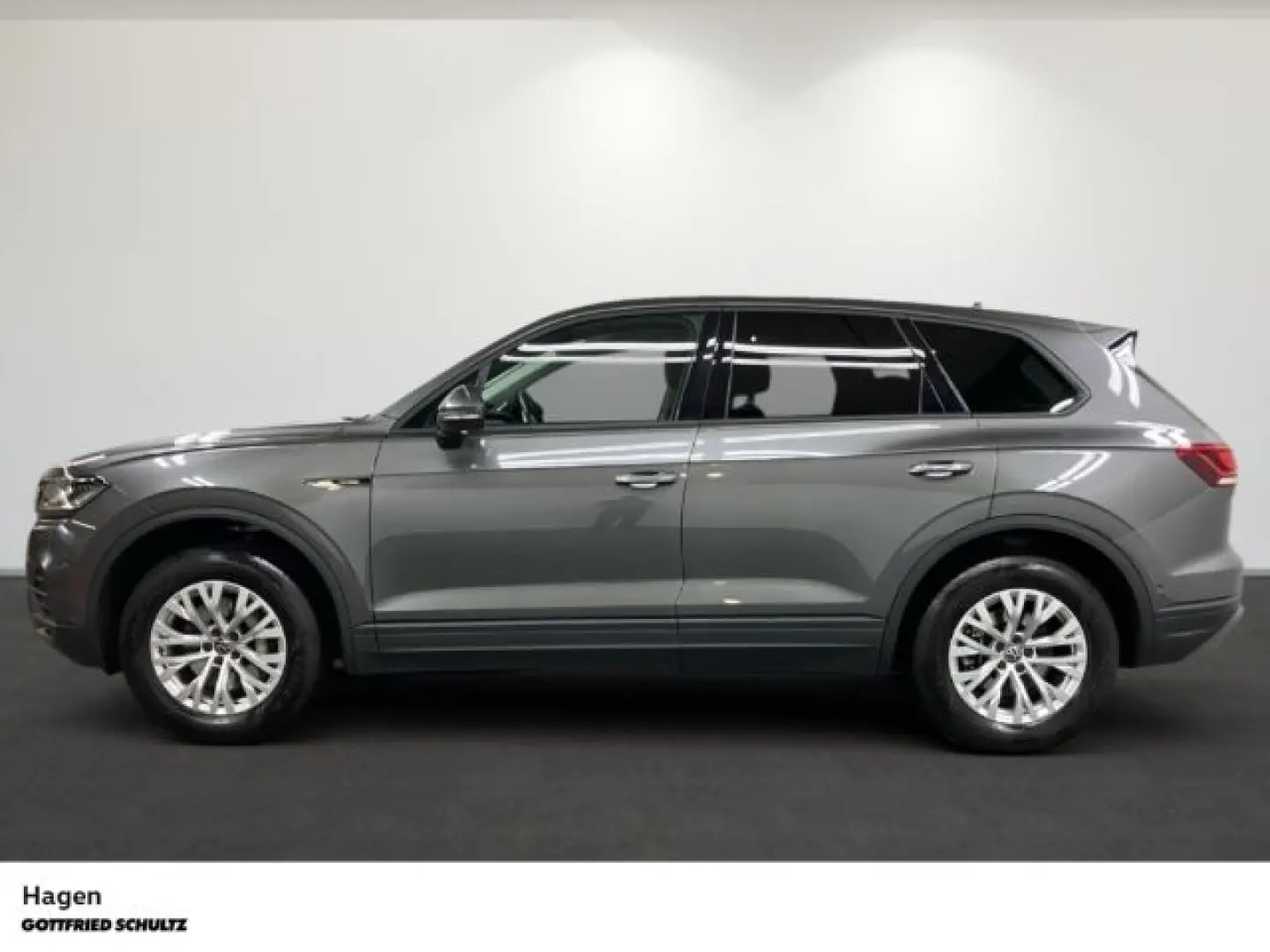 Touareg 3.0 TDI 4M tiptr. LED NAV AHK LEDER KAME