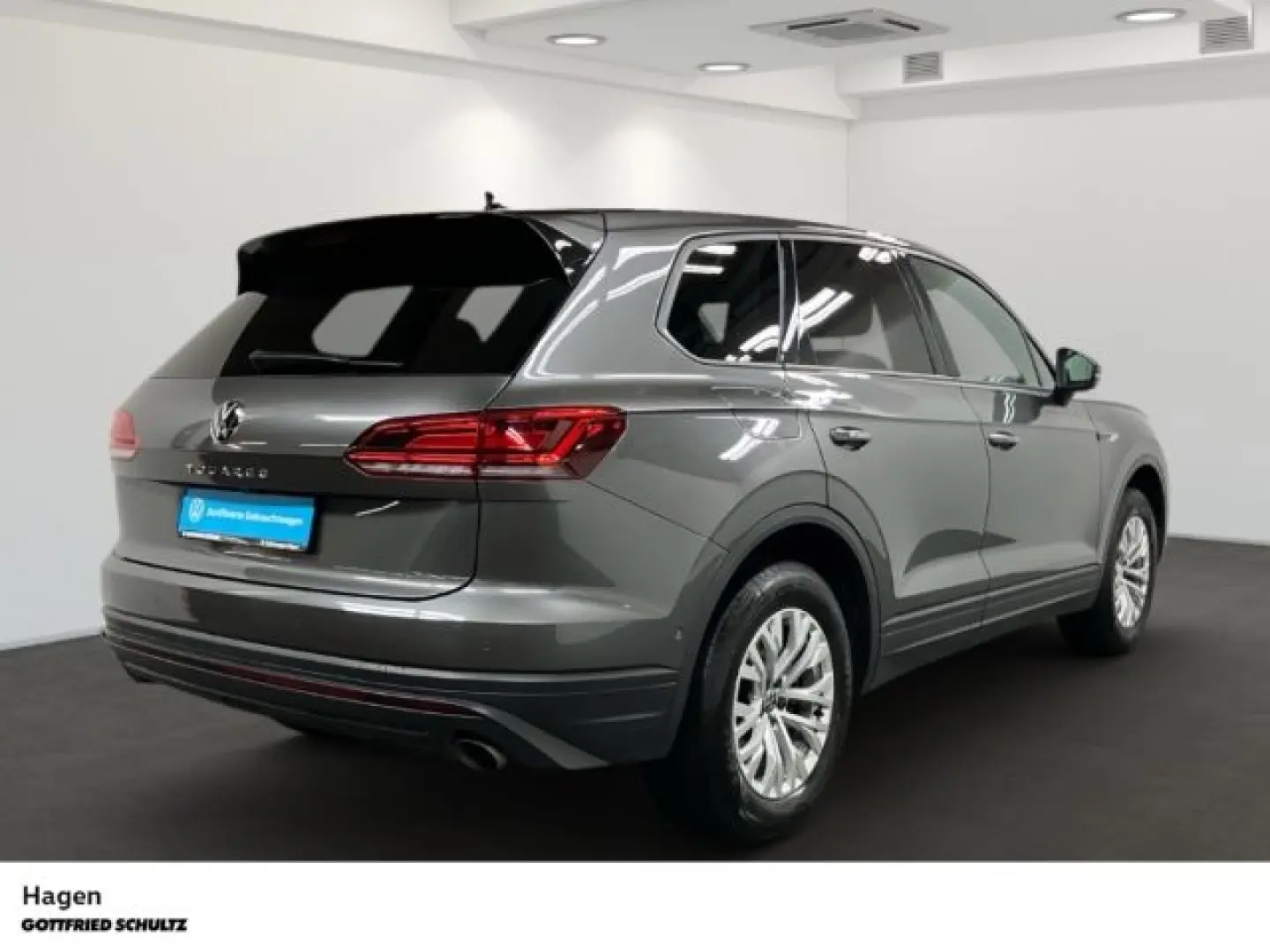Touareg 3.0 TDI 4M tiptr. LED NAV AHK LEDER KAME