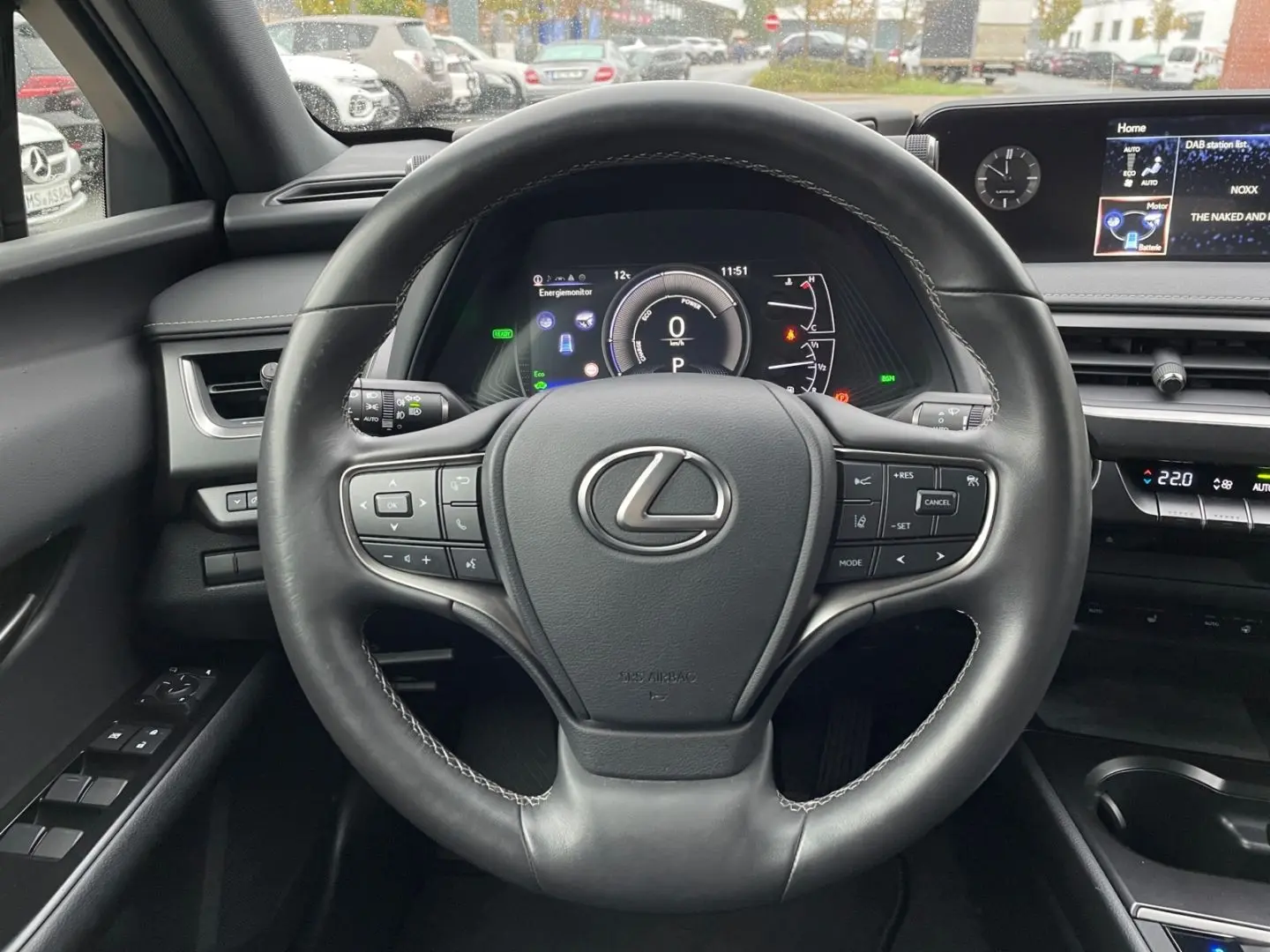 UX 250h Style Edition  Bi-LED ACC CAM SHZ CarPla