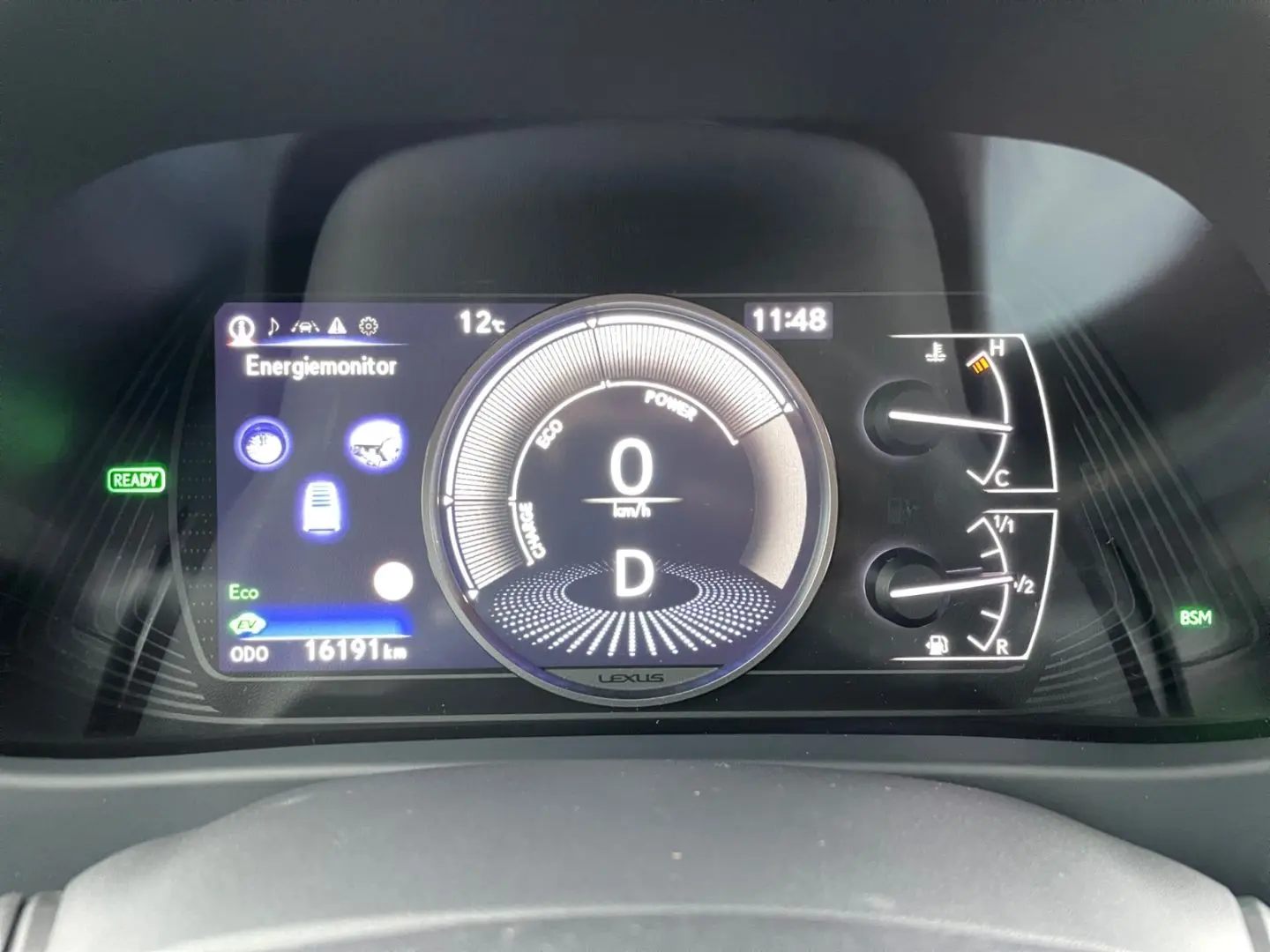 UX 250h Style Edition  Bi-LED ACC CAM SHZ CarPla