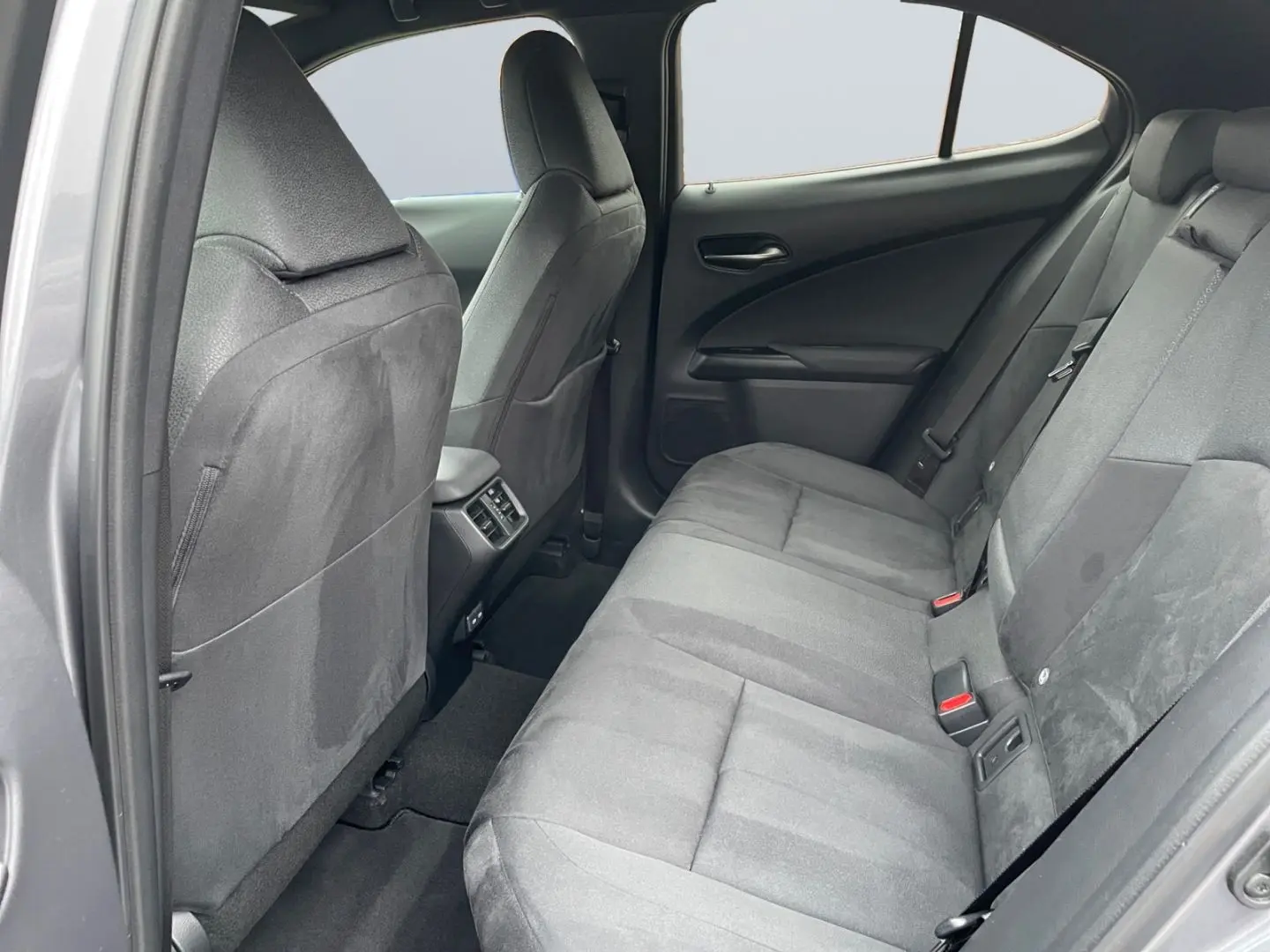 UX 250h Style Edition  Bi-LED ACC CAM SHZ CarPla