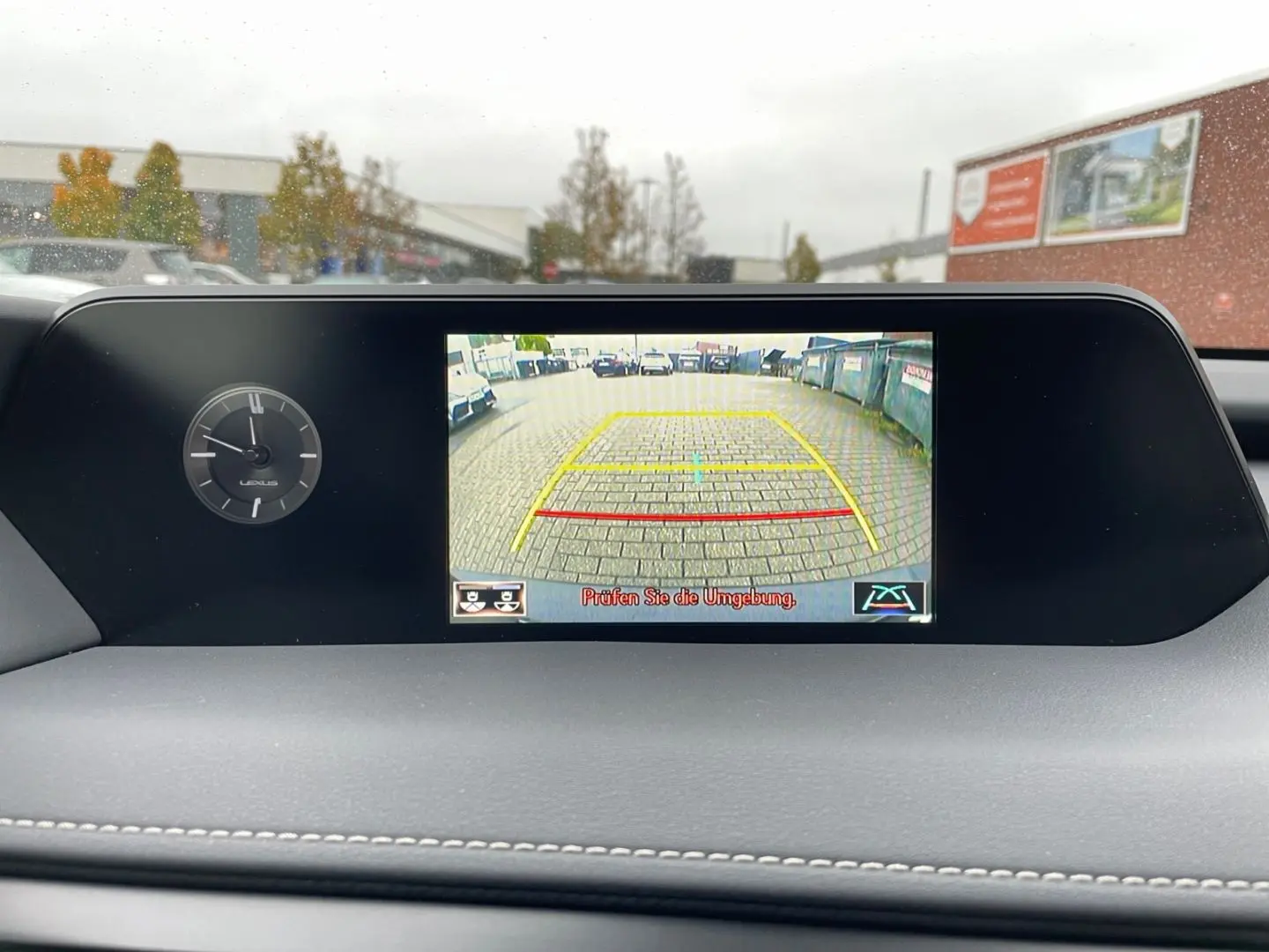 UX 250h Style Edition  Bi-LED ACC CAM SHZ CarPla