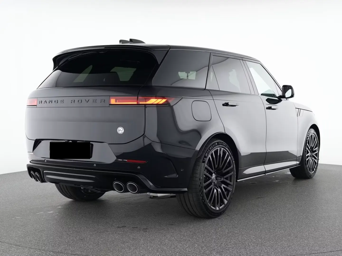 Land Rover Range Rover Sport P635 SV Edition Two 23  AHK