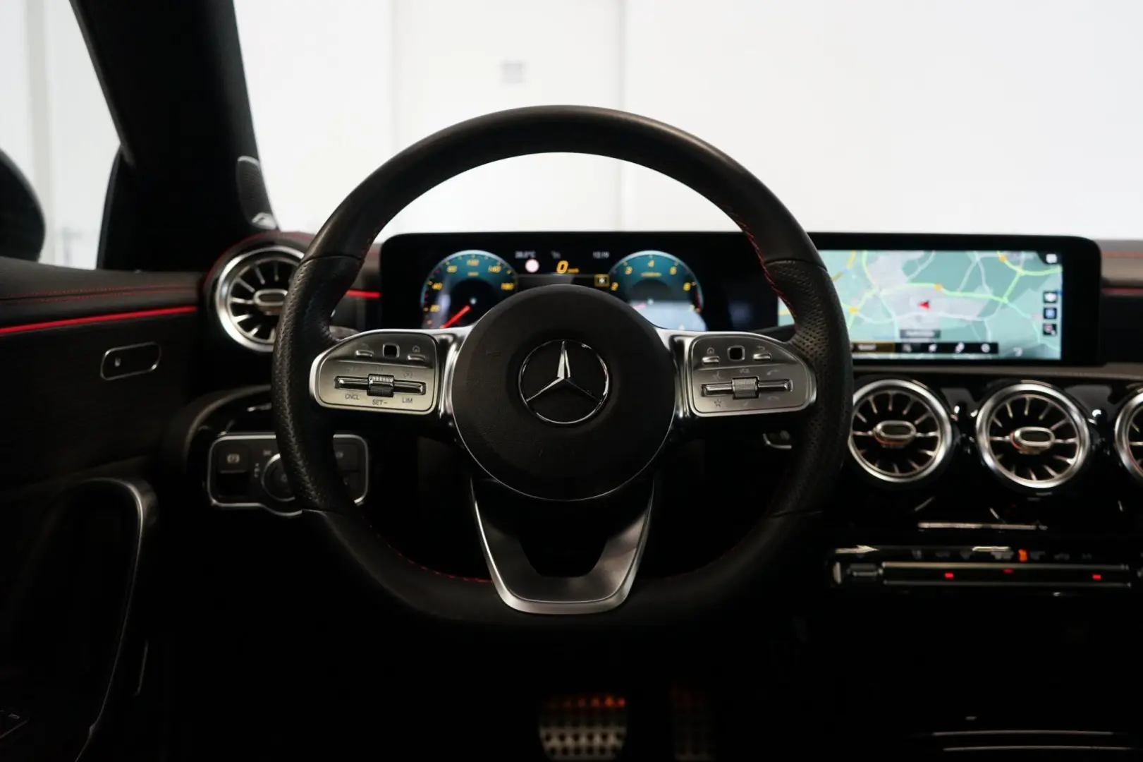 CLA 220 4MATIC AMG LED PANO BURMESTER