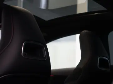 CLA 220 4MATIC AMG LED PANO BURMESTER