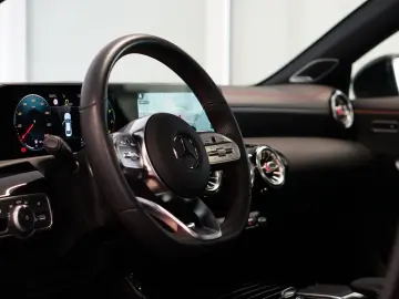 CLA 220 4MATIC AMG LED PANO BURMESTER