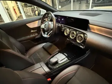 CLA 250 4Matic AMG Line LED CAM PANO.