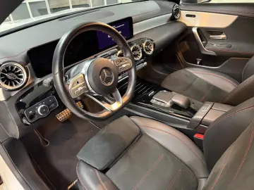 CLA 250 4Matic AMG Line LED CAM PANO.