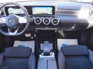 CLA 250 4Matic AMG Panorama Virtual Cockpit