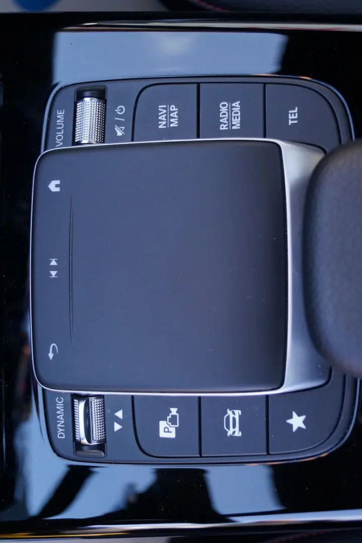 CLA 250 4Matic AMG Panorama Virtual Cockpit