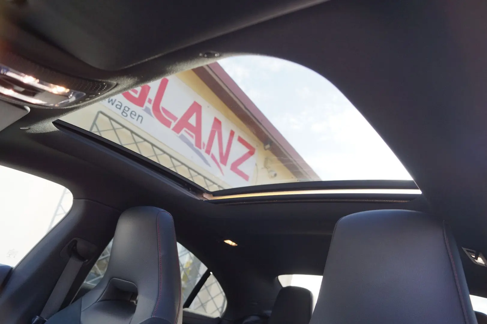 CLA 250 4Matic AMG Panorama Virtual Cockpit