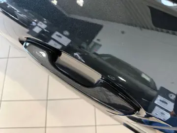 UX 250h Style Edition  Bi-LED ACC CAM CarPlay PD