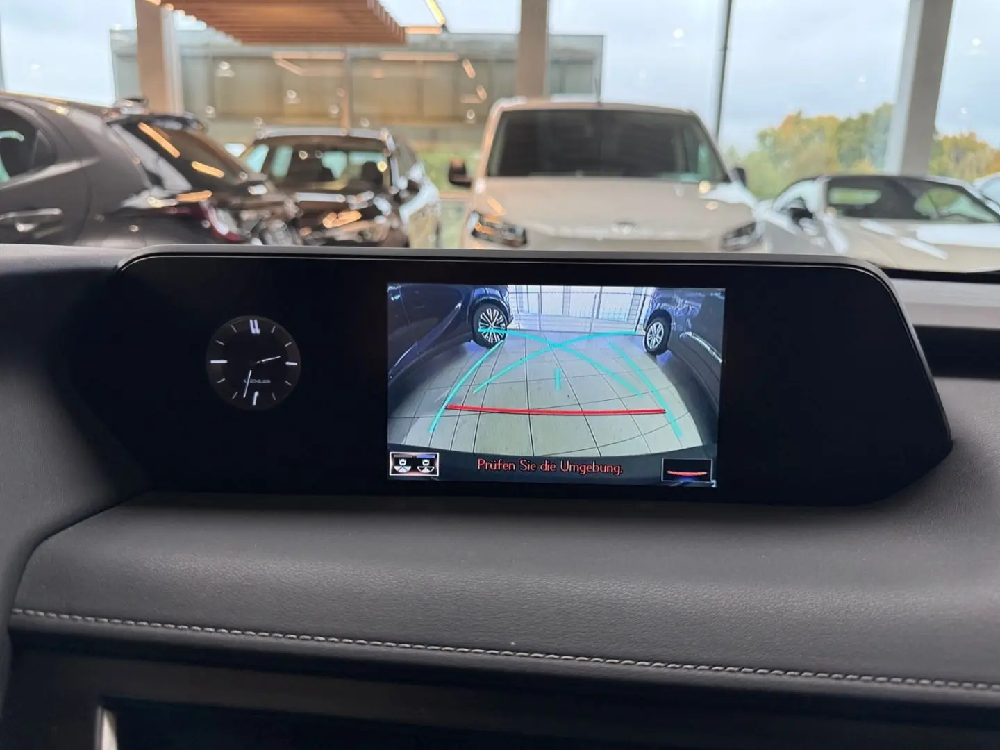 UX 250h Style Edition  Bi-LED ACC CAM CarPlay PD