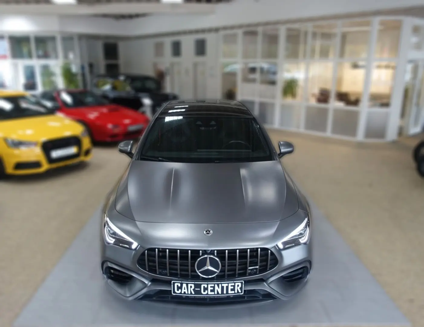 CLA 45 AMG Shooting Brake  designo magno grau