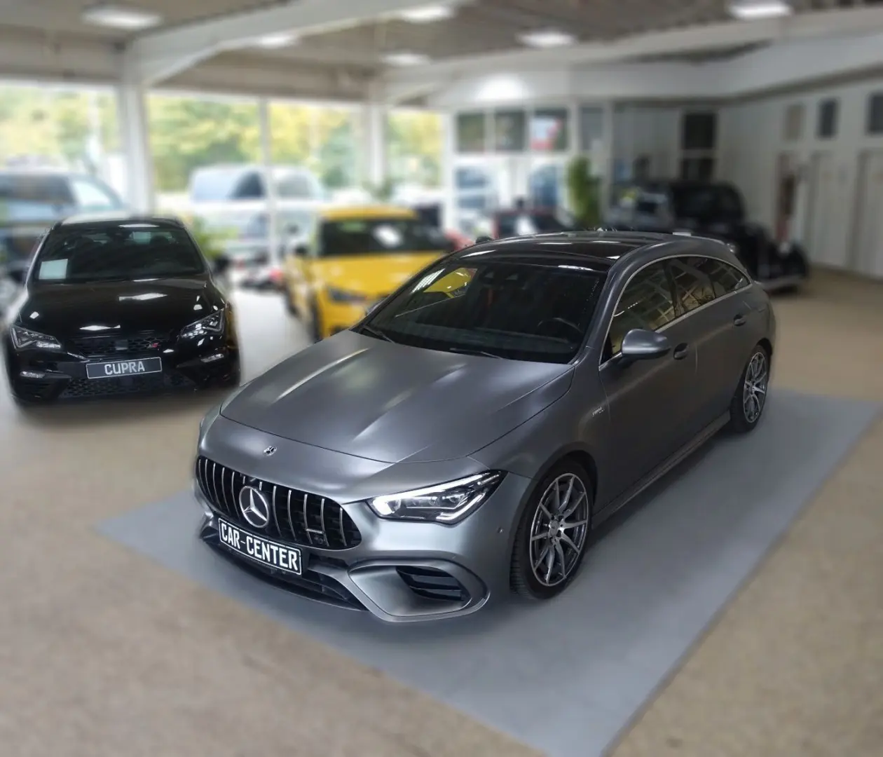 CLA 45 AMG Shooting Brake  designo magno grau