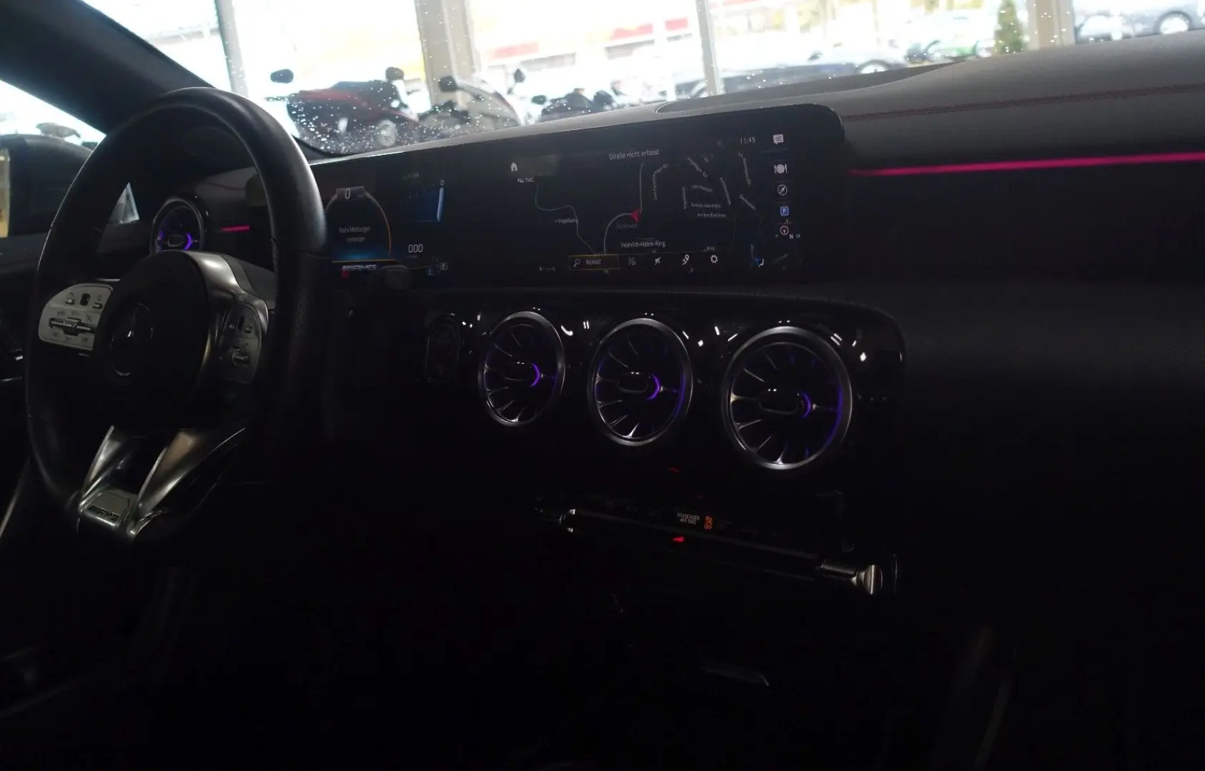 CLA 45 AMG Shooting Brake  designo magno grau