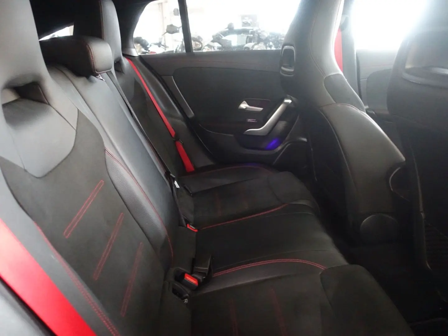 CLA 45 AMG Shooting Brake  designo magno grau