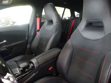 CLA 45 AMG Shooting Brake  designo magno grau