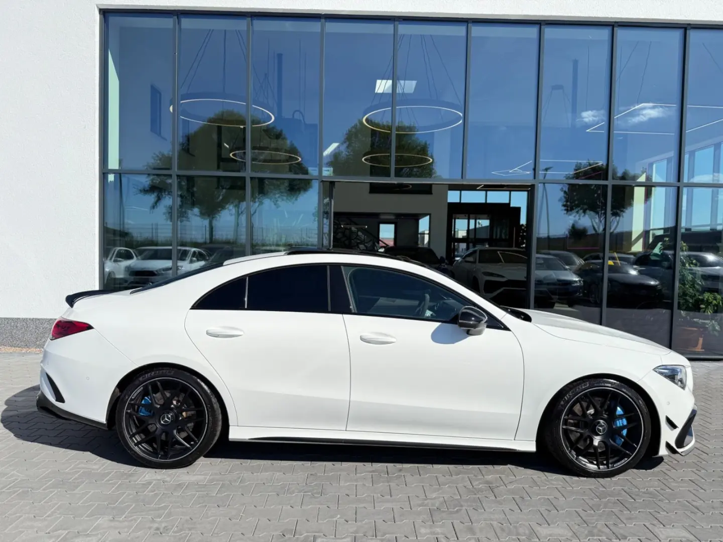 CLA 45 AMG 4Matic Leder Navi Pano  Schalensitze