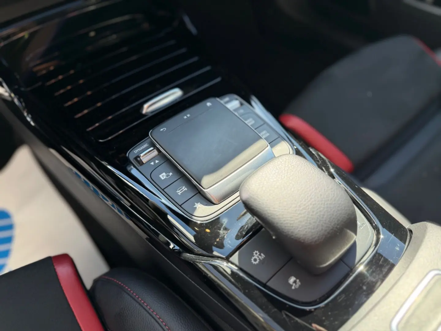 CLA 45 AMG 4Matic Leder Navi Pano  Schalensitze