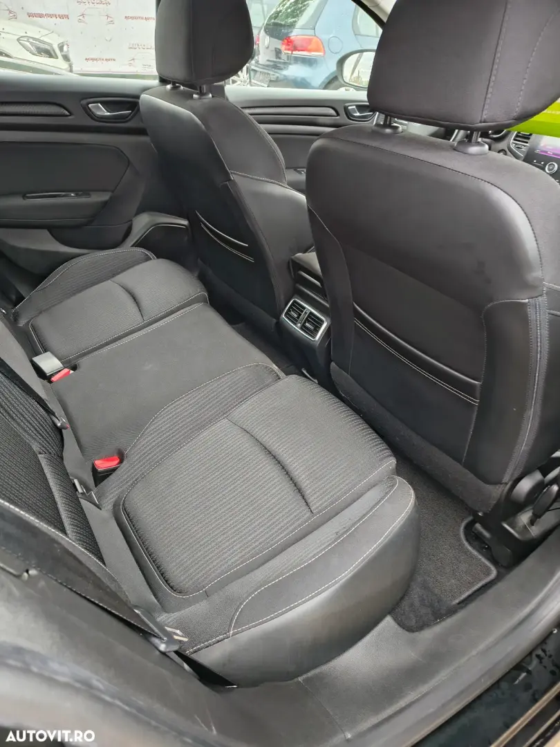 BMW Seria 3 318d Luxury Line