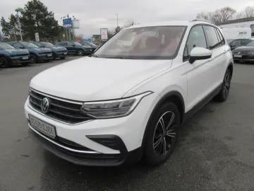 Tiguan Aktive 1.5 NAVI  LED