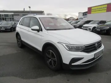 Tiguan Aktive 1.5 NAVI  LED