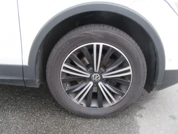 Tiguan Aktive 1.5 NAVI  LED