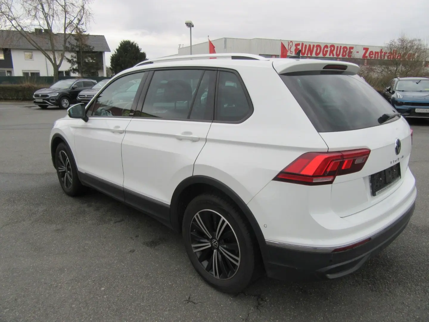Tiguan Aktive 1.5 NAVI  LED